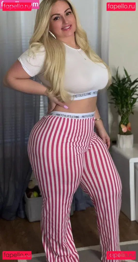 Ivory Onlyfans Photo Gallery 