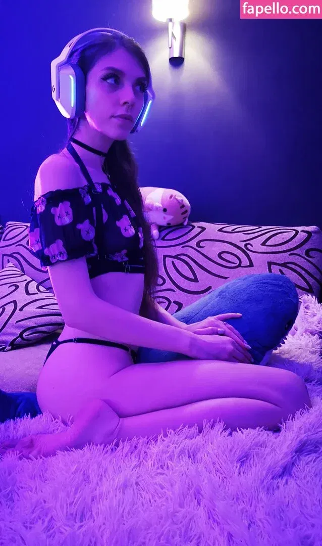 yumiibunni Onlyfans Photo Gallery 