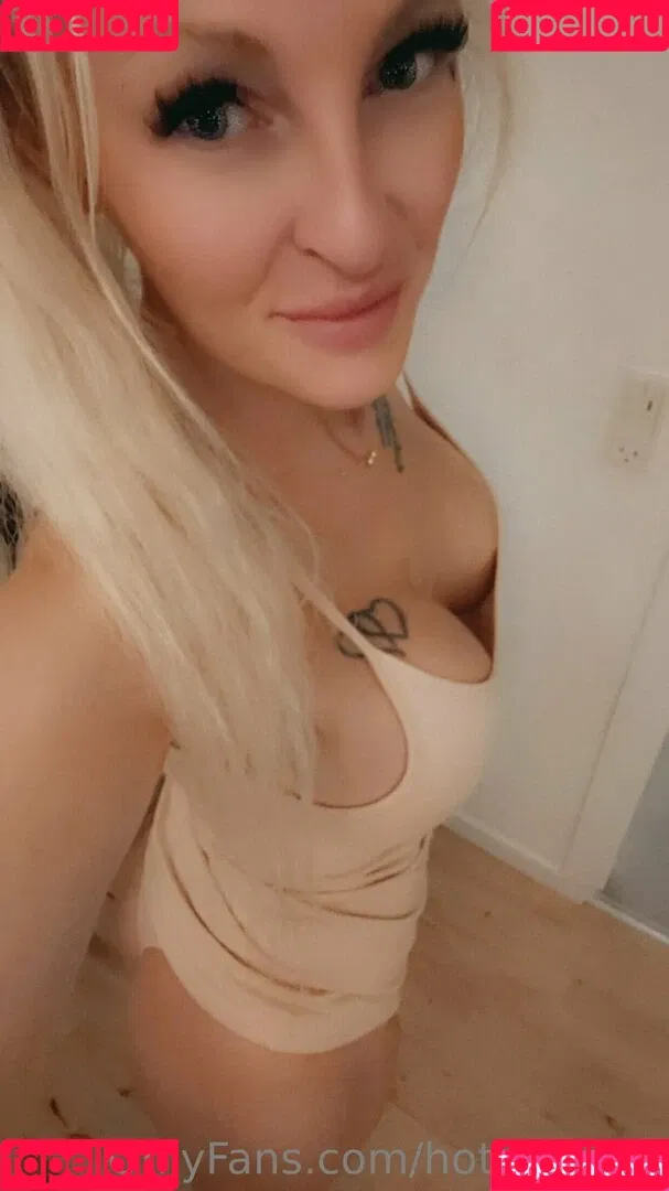 hotasfuuck Onlyfans Photo Gallery 