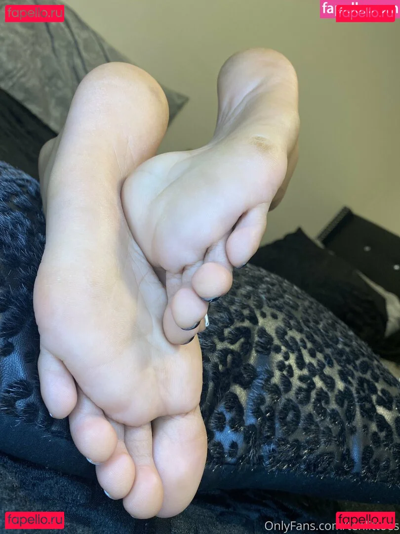 tenlittoes Onlyfans Photo Gallery 