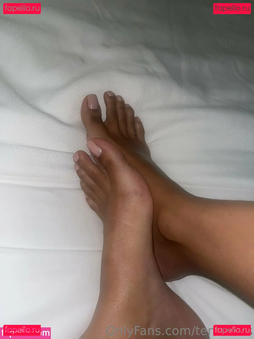 tenlittoes Onlyfans Photo Gallery 