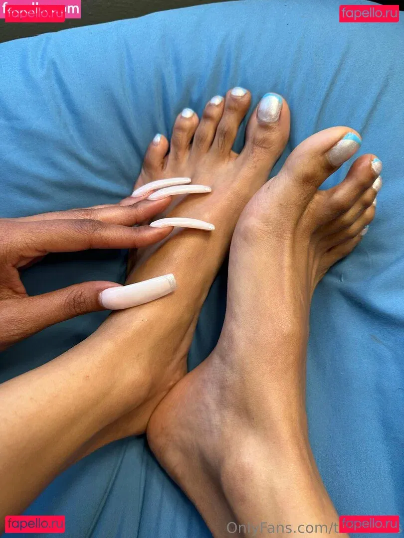 tenlittoes Onlyfans Photo Gallery 