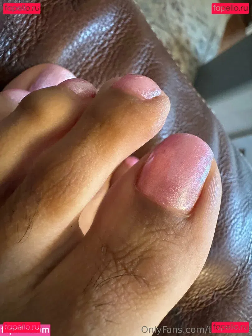 tenlittoes Onlyfans Photo Gallery 