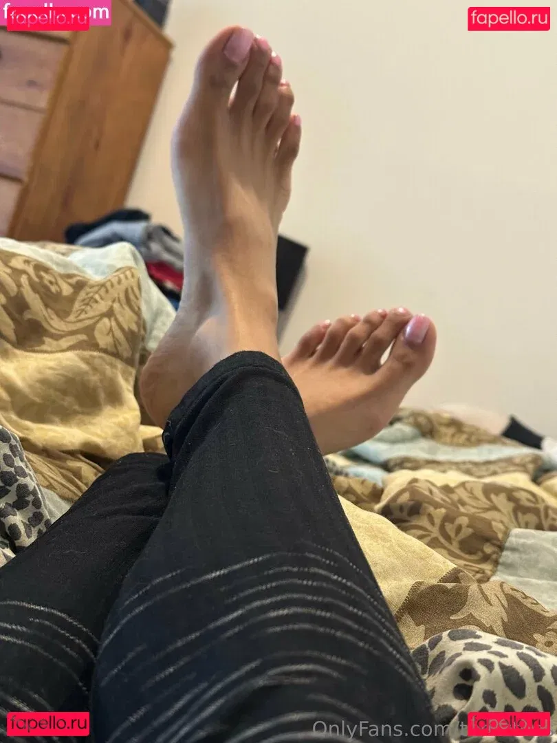 tenlittoes Onlyfans Photo Gallery 