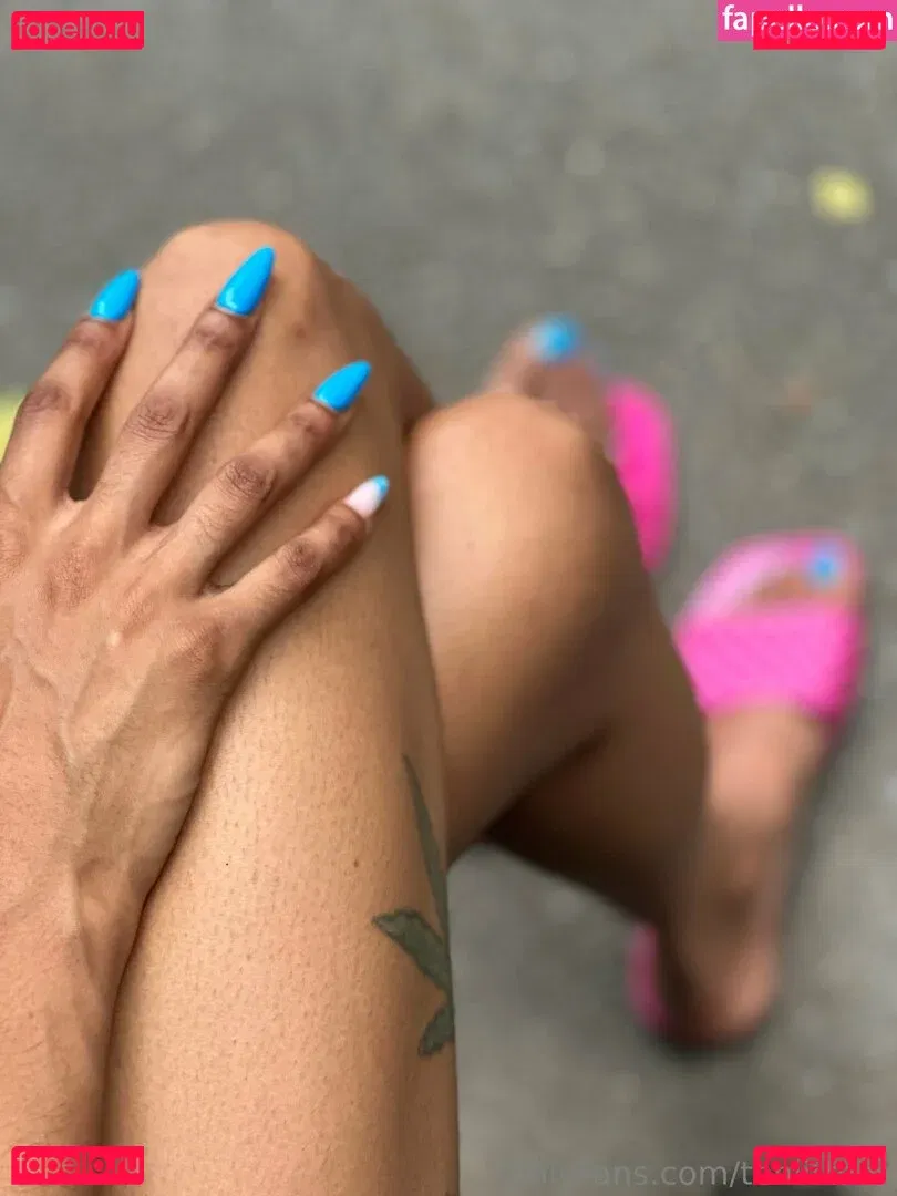 tenlittoes Onlyfans Photo Gallery 