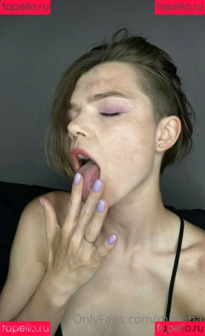 miss_ha Onlyfans Photo Gallery 