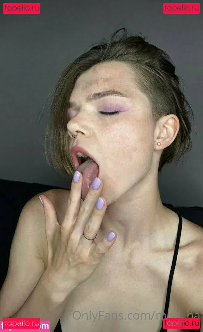miss_ha Onlyfans Photo Gallery 