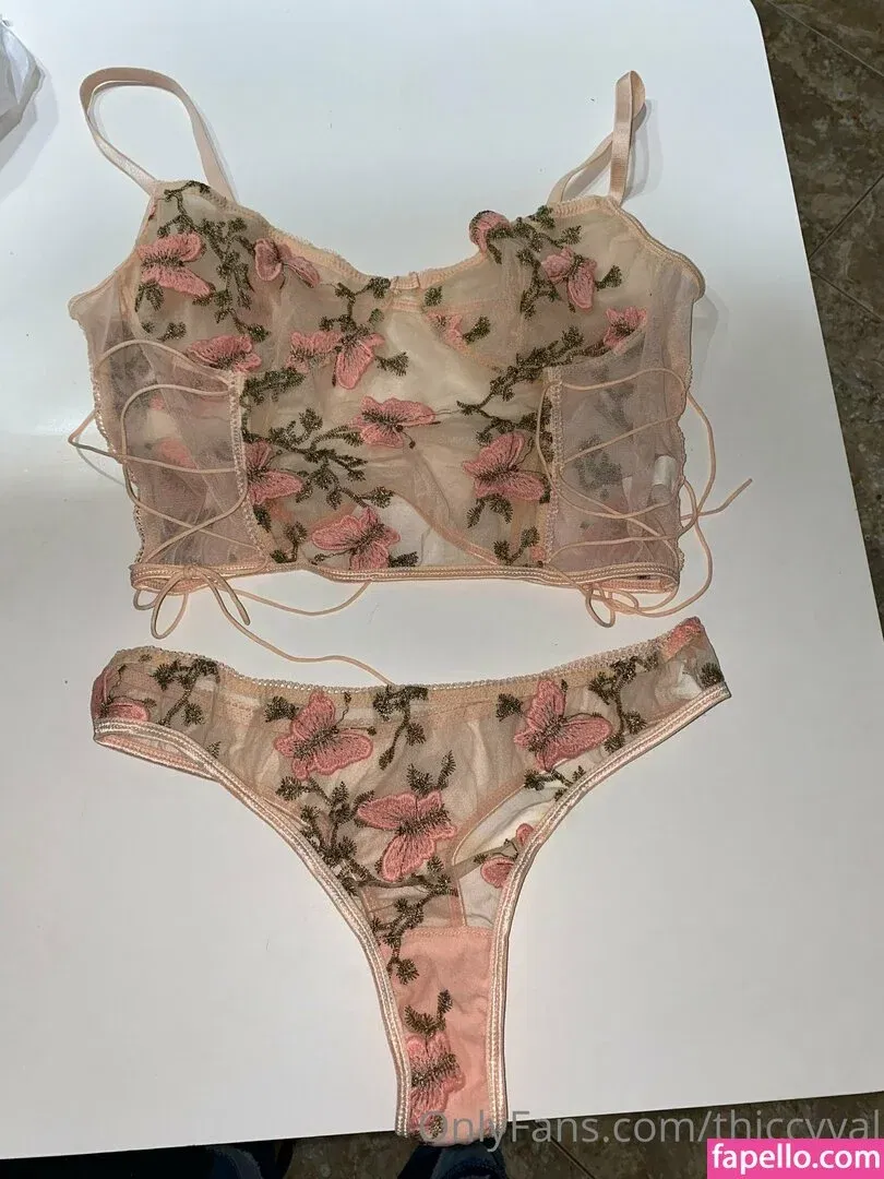 thiccyval Onlyfans Photo Gallery 