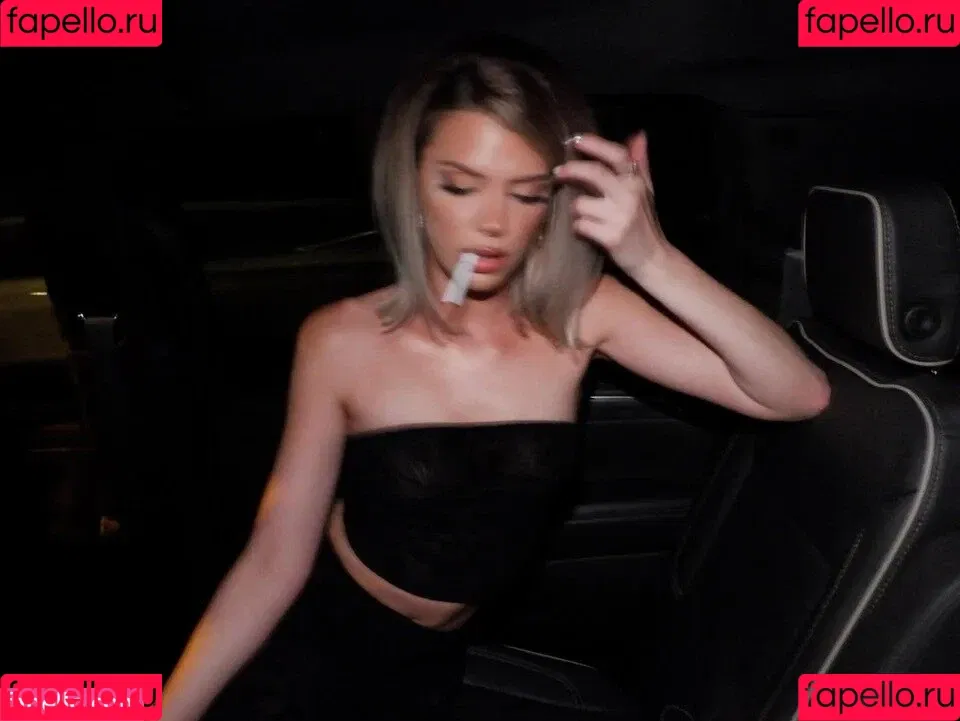 Alissa Violet Onlyfans Photo Gallery 