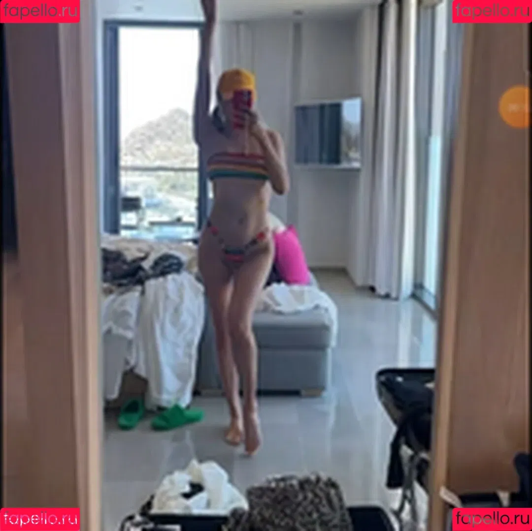 Alissa Violet Onlyfans Photo Gallery 