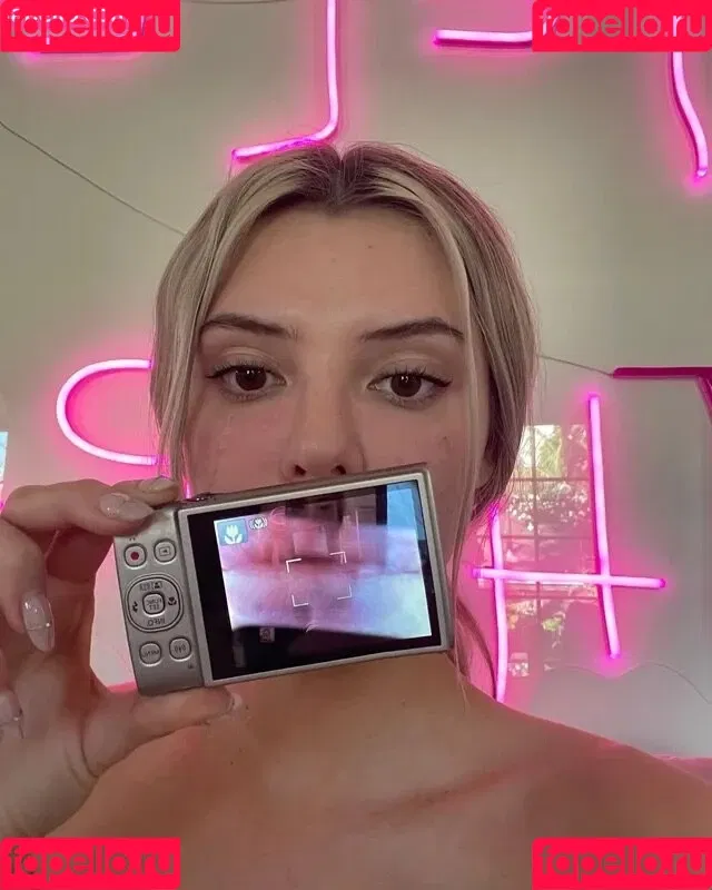 Alissa Violet Onlyfans Photo Gallery 