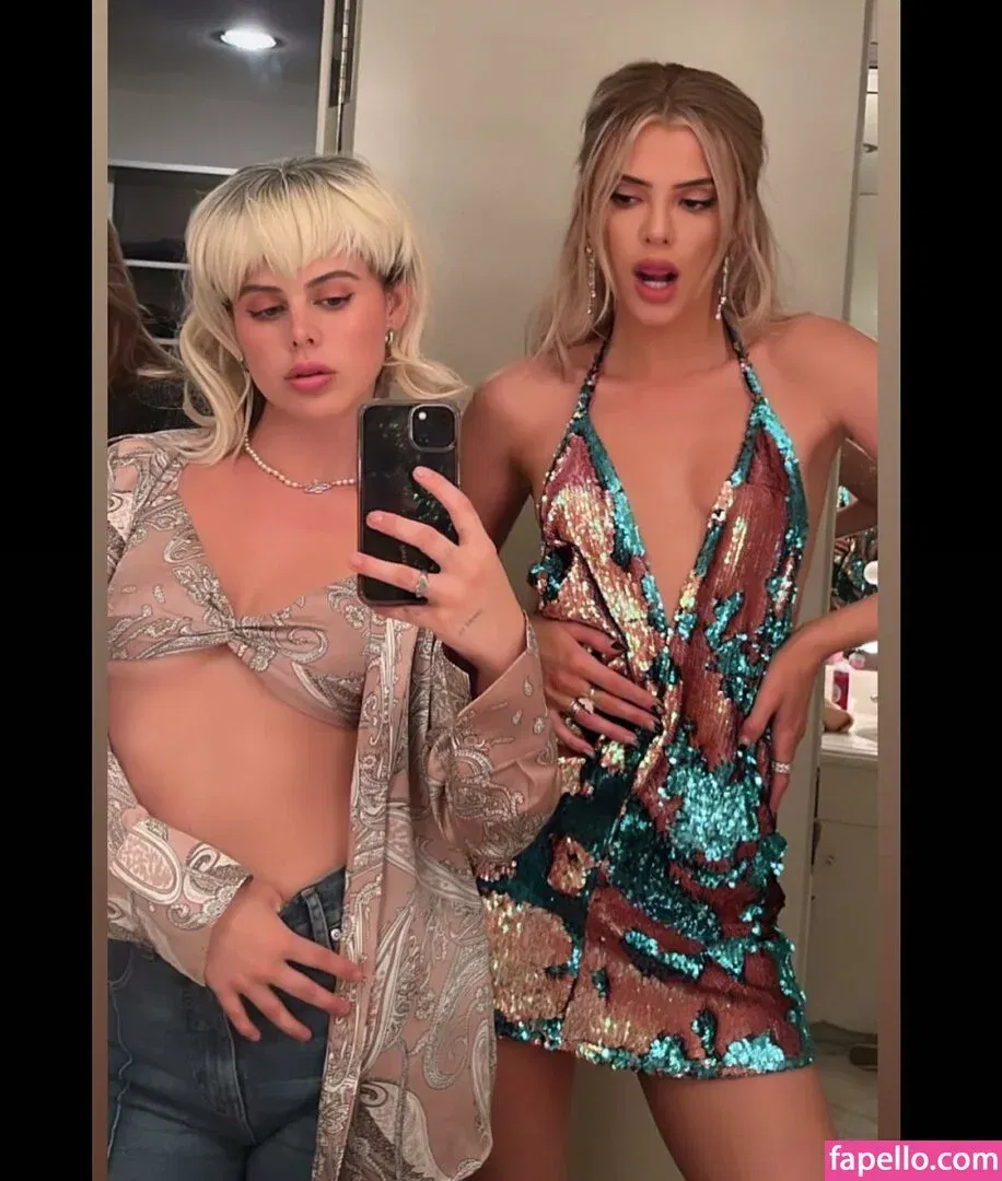 Alissa Violet Onlyfans Photo Gallery 