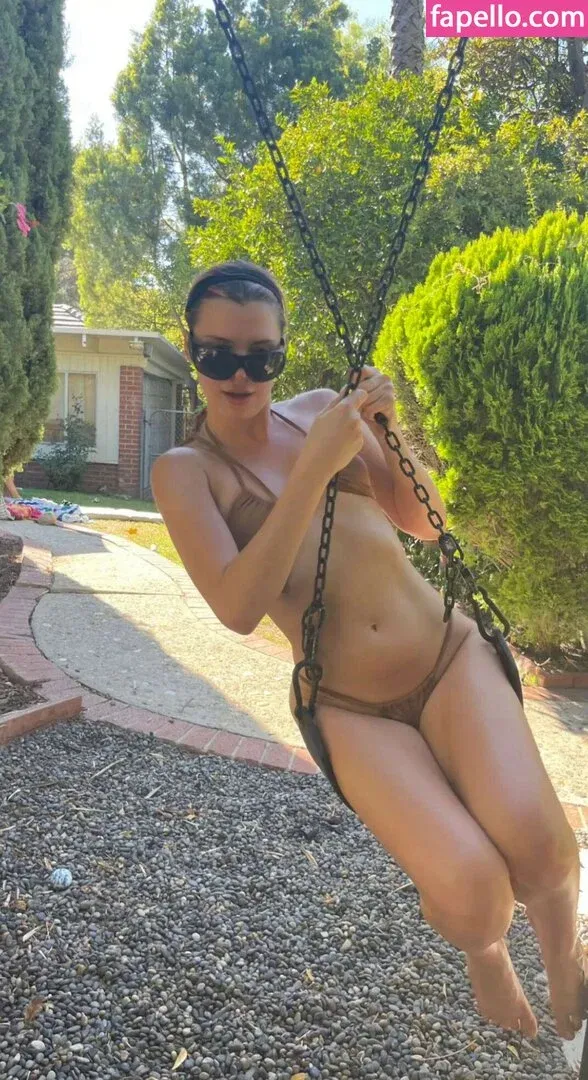 Alissa Violet Onlyfans Photo Gallery 