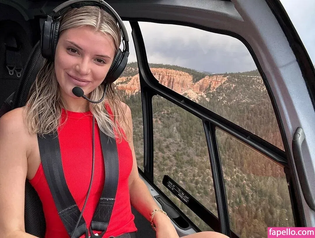 Alissa Violet Onlyfans Photo Gallery 