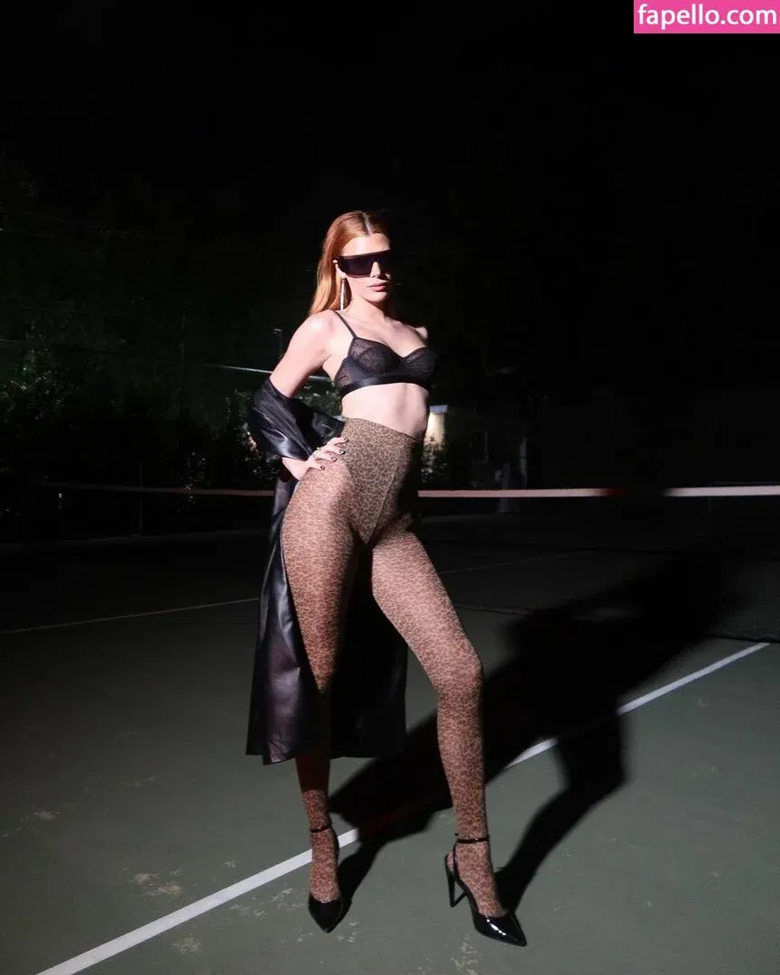 Alissa Violet Onlyfans Photo Gallery 