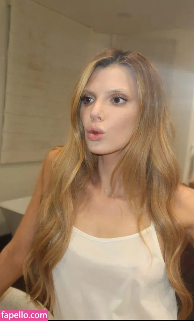 Alissa Violet Onlyfans Photo Gallery 