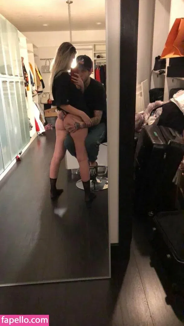 Alissa Violet Onlyfans Photo Gallery 