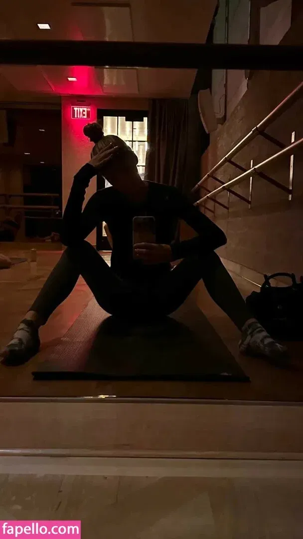 Alissa Violet Onlyfans Photo Gallery 