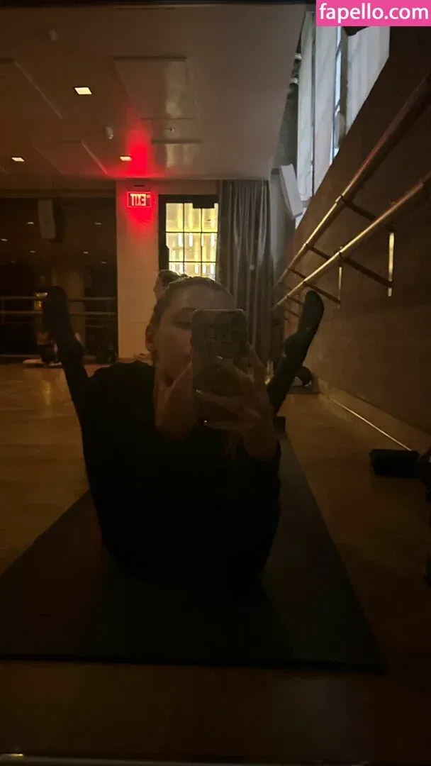 Alissa Violet Onlyfans Photo Gallery 