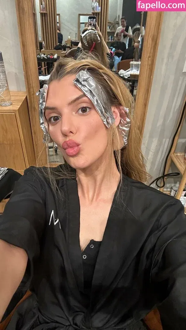 Alissa Violet Onlyfans Photo Gallery 