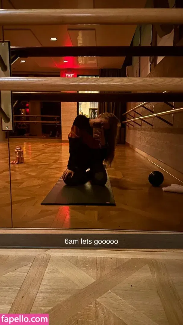 Alissa Violet Onlyfans Photo Gallery 