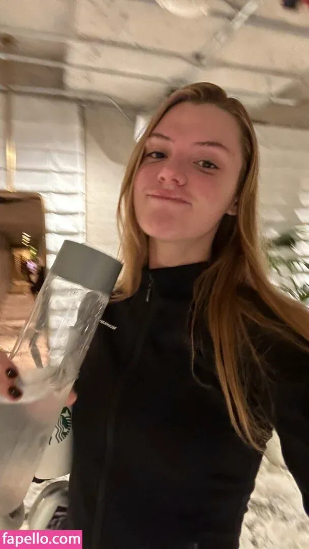 Alissa Violet Onlyfans Photo Gallery 