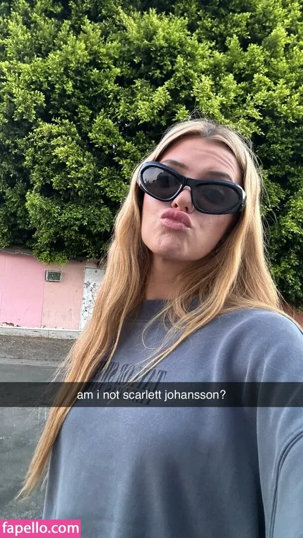 Alissa Violet Onlyfans Photo Gallery 