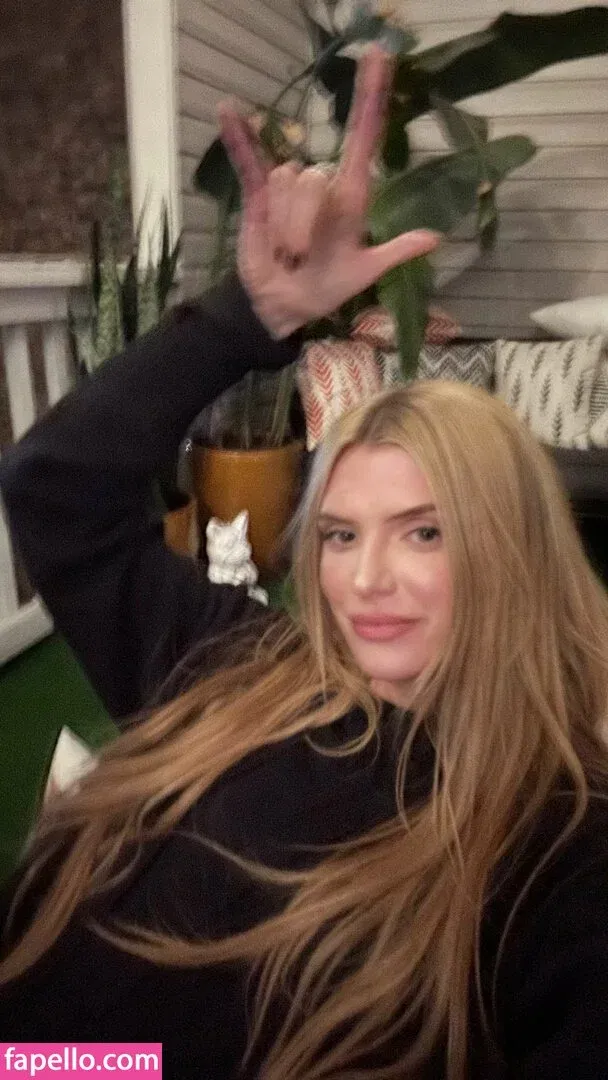 Alissa Violet Onlyfans Photo Gallery 