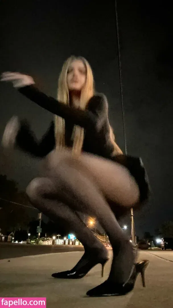 Alissa Violet Onlyfans Photo Gallery 