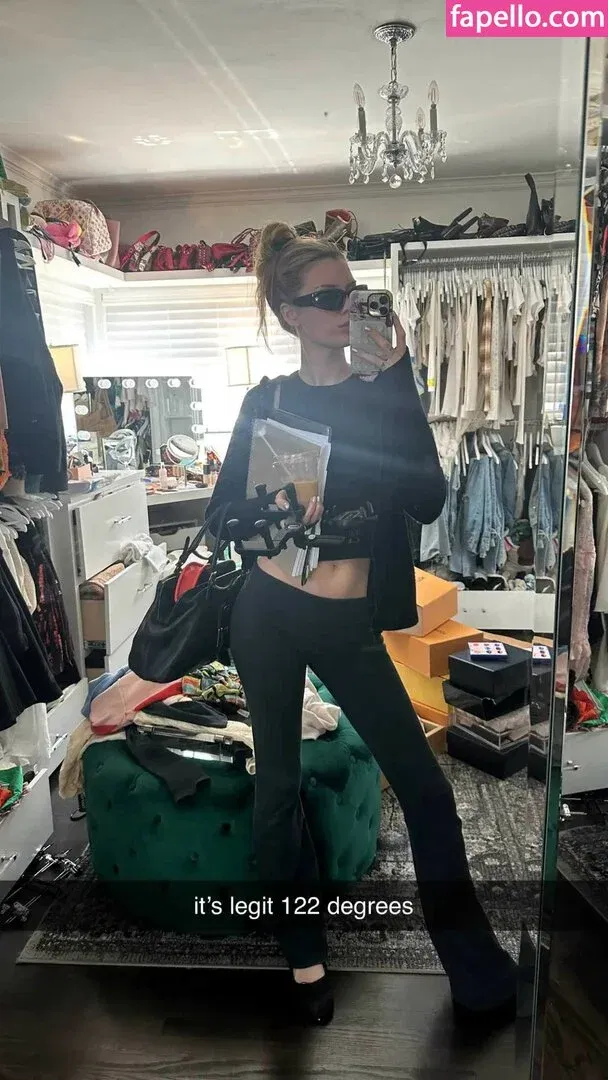 Alissa Violet Onlyfans Photo Gallery 