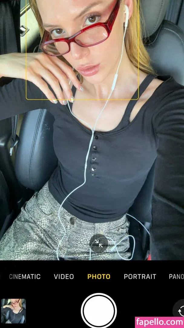 Alissa Violet Onlyfans Photo Gallery 