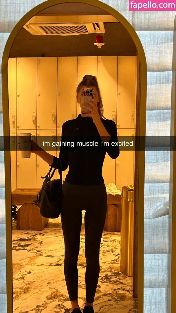 Alissa Violet Onlyfans Photo Gallery 