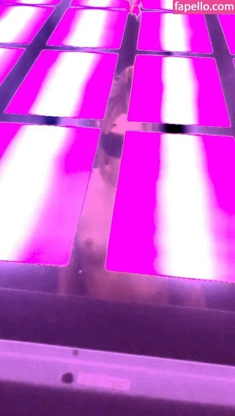 Alissa Violet Onlyfans Photo Gallery 