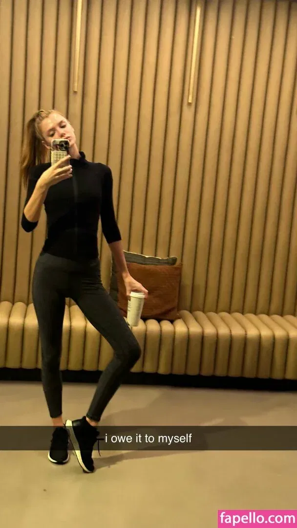 Alissa Violet Onlyfans Photo Gallery 