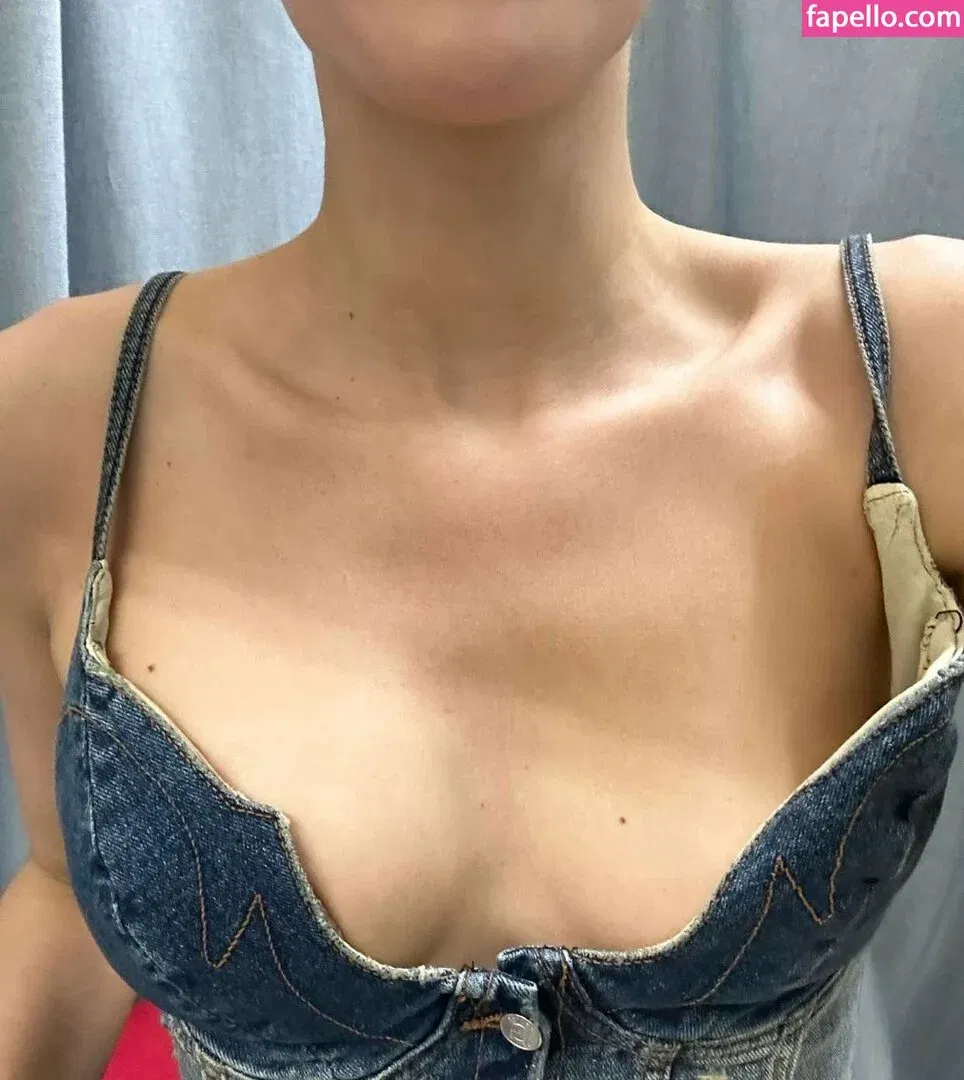 Alissa Violet Onlyfans Photo Gallery 