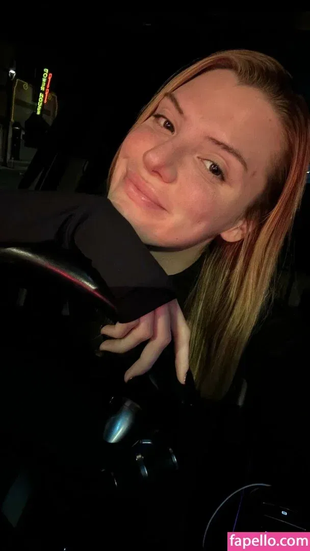 Alissa Violet Onlyfans Photo Gallery 