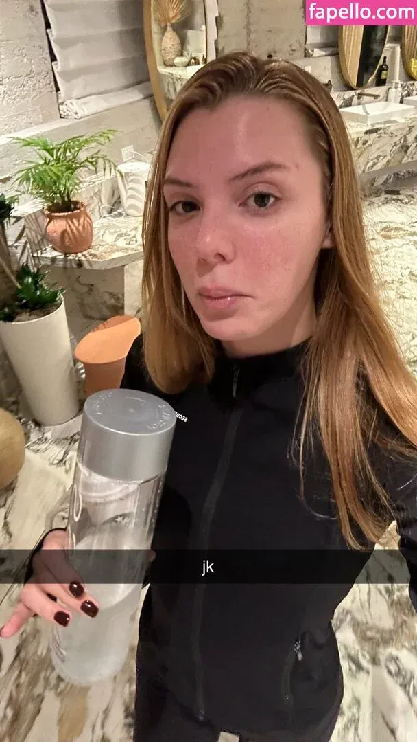 Alissa Violet Onlyfans Photo Gallery 