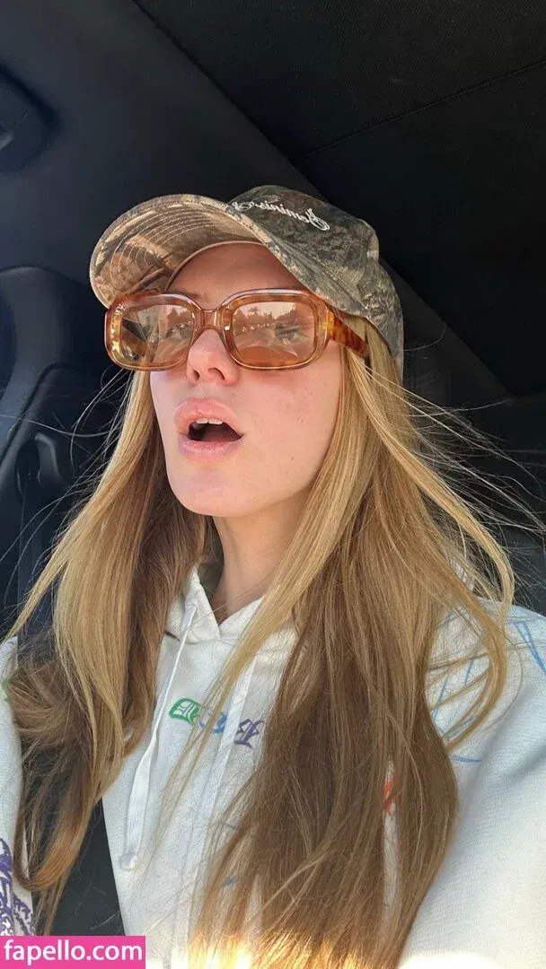 Alissa Violet Onlyfans Photo Gallery 