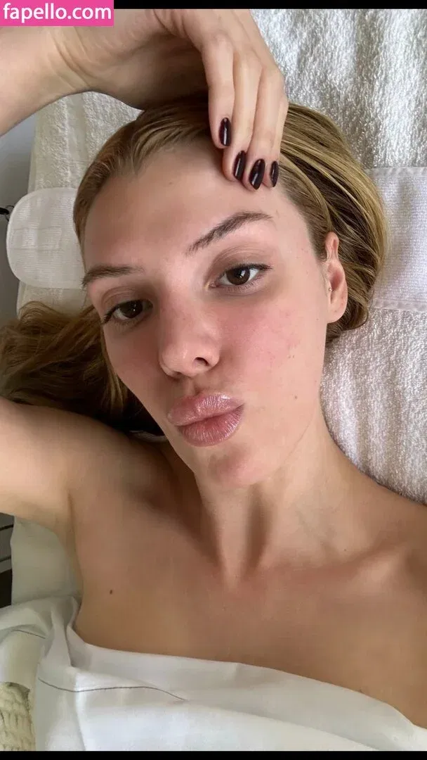 Alissa Violet Onlyfans Photo Gallery 