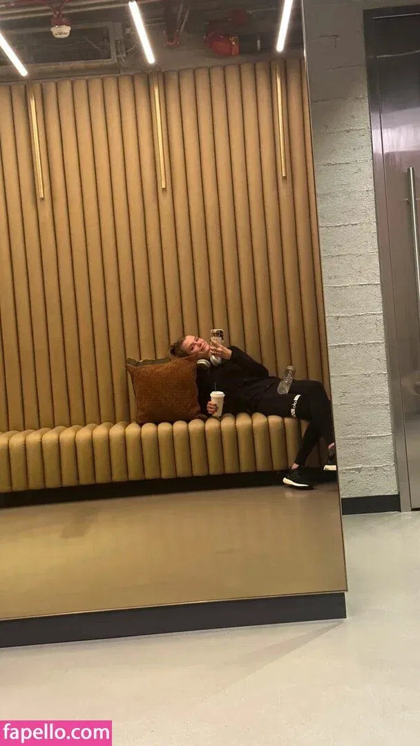 Alissa Violet Onlyfans Photo Gallery 