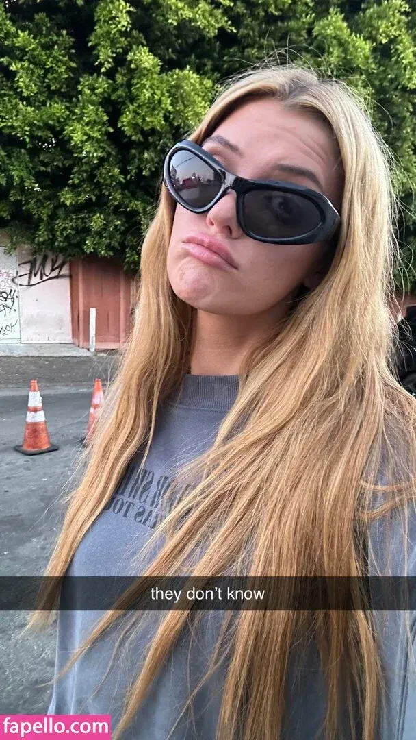 Alissa Violet Onlyfans Photo Gallery 