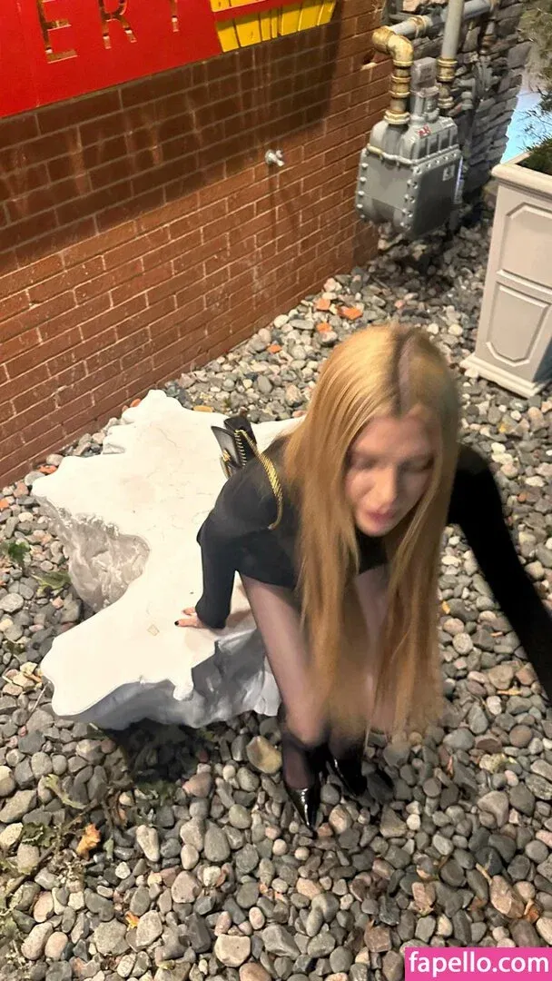 Alissa Violet Onlyfans Photo Gallery 