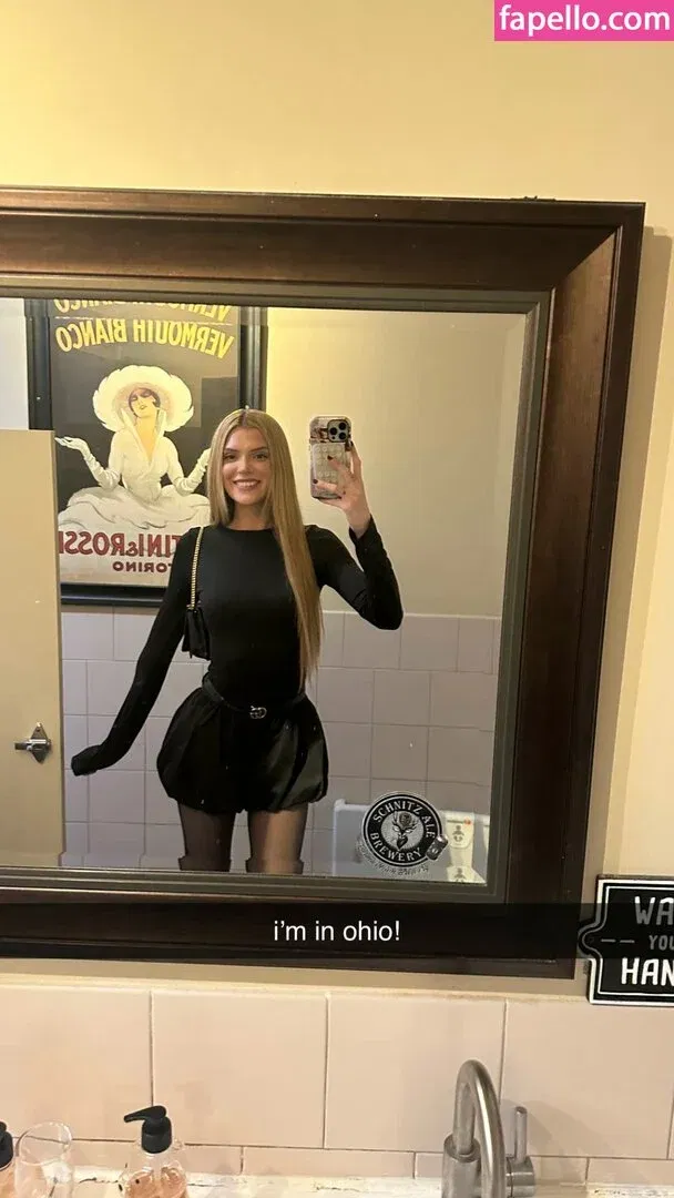 Alissa Violet Onlyfans Photo Gallery 