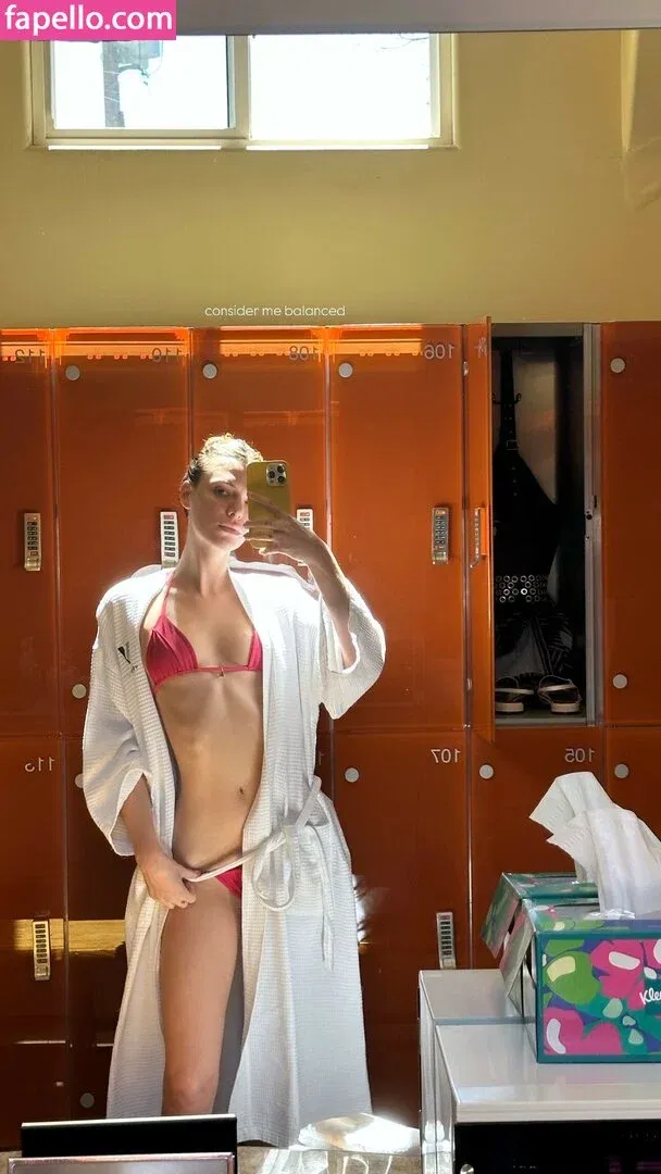 Alissa Violet Onlyfans Photo Gallery 