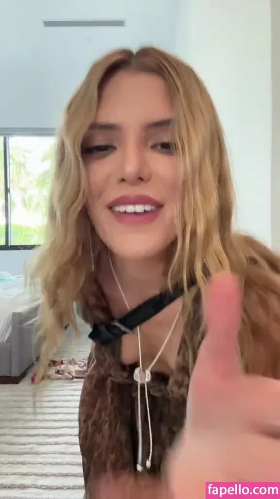 Alissa Violet Onlyfans Photo Gallery 