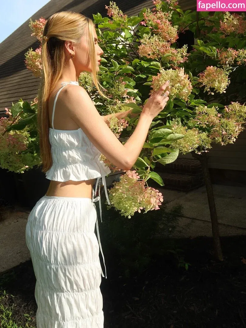 Alissa Violet Onlyfans Photo Gallery 