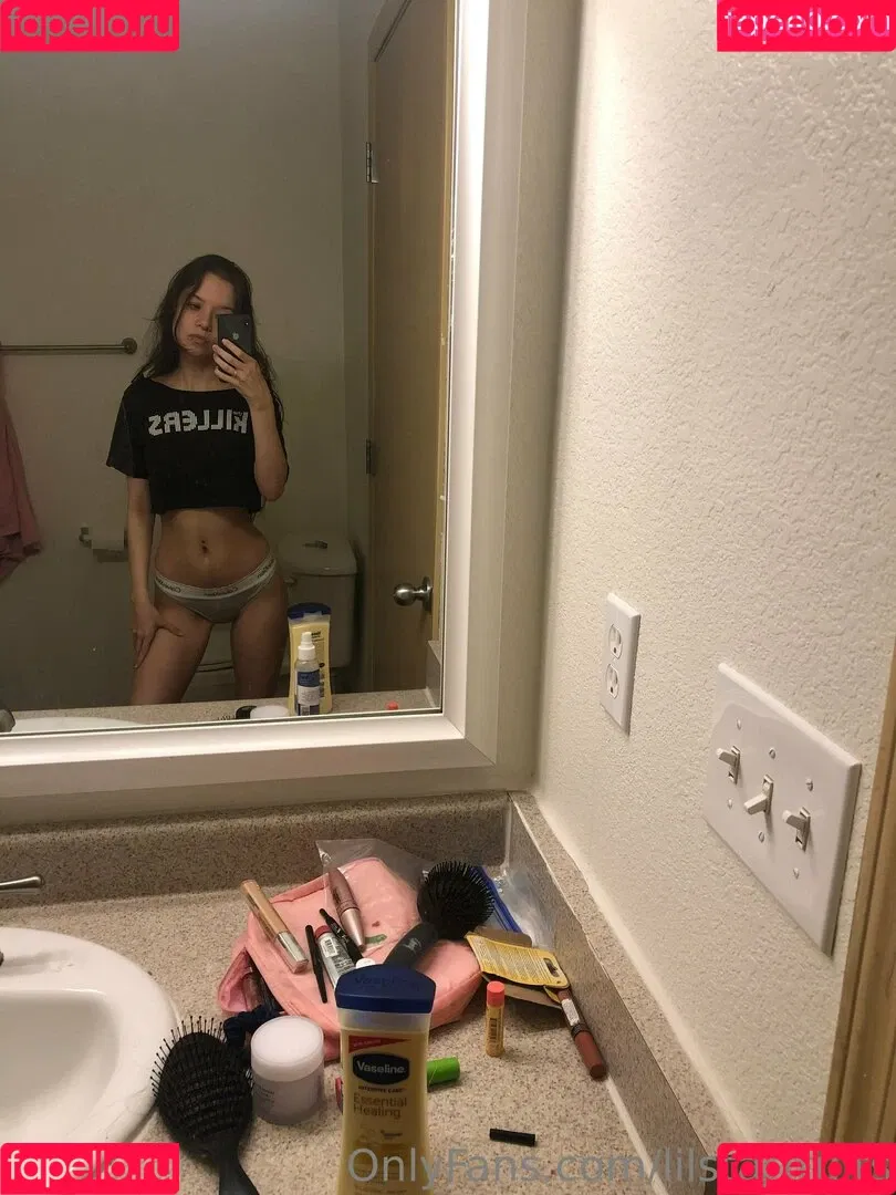 lilstarfruits Onlyfans Photo Gallery 