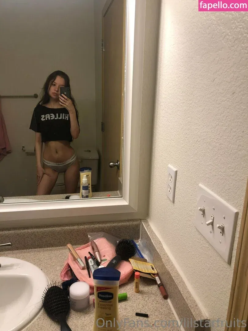 lilstarfruits Onlyfans Photo Gallery 