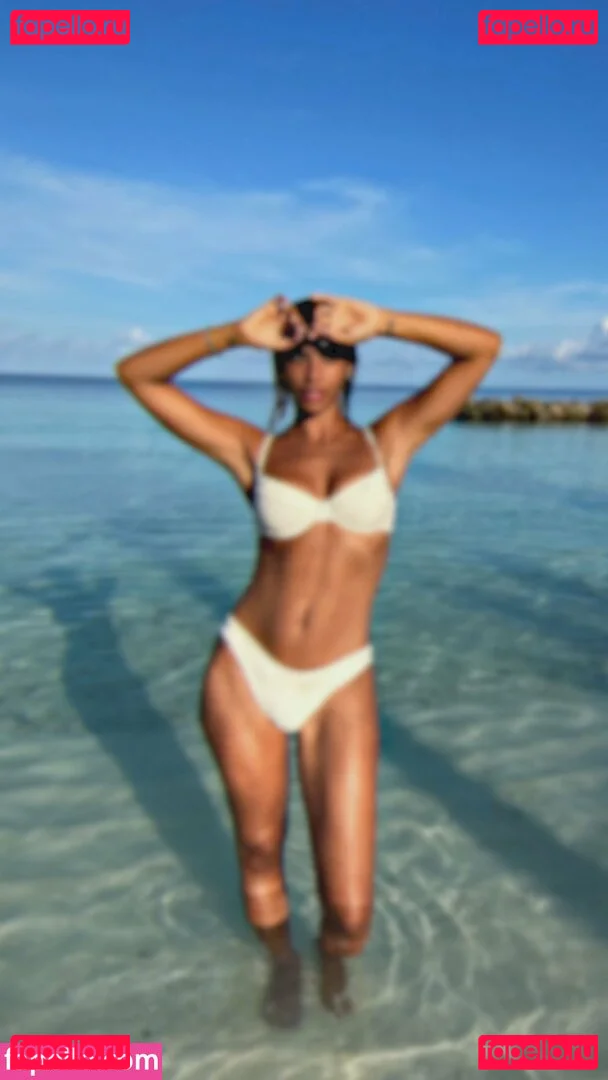 Rochelle Humes Onlyfans Photo Gallery 