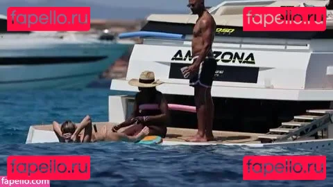 Rochelle Humes Onlyfans Photo Gallery 